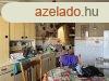Elad csaldi hz Ptka, 	Kzpontban