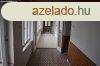 Elad csaldi hz Szce, 	Csendes utca