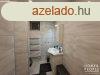 Zsombn csaldi hz mkd hsfstl zemmel elad!