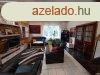 Szolnokon, belvrosi csaldi hz szp udvarral elad!