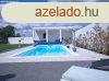 Szolnokon elad j pts kertes csaldi hz!