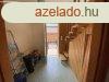 Elad kt szintes Csaldi hz Balatonszrszn