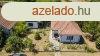 Elad csaldi hz Karcsond, 	Csendes utcban