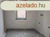 Elad Keszthelyen egy j pts iroda vagy zlethelysg.