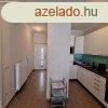 EZSPARTON erklyes laks TELJESEN BERENDEZVE, parkolval EL
