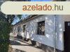 Elad laks Budars, 	Szabadsg t