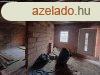 Szombathely belvrosban pts alatt lv 80 m2 es hzrsz 