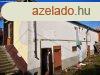 Elad zlethelyisg Rckeve, 	F t mellett