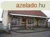 3 szintes zlethz szuternnel, tettrrel, 3 rszre oszthat
