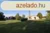 Az j 44-es ton telephely elad!