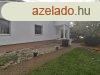 Elad 1 048m2-es Irodahz, Abda