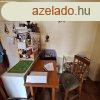 MEZKOMROMBAN a Si szomszdsgban csaldi hz, nagy kertt