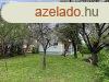 Balatonvilgosi csaldi hz, csendes utcban elad