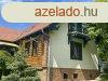 Modern, feljtott vidki rezidencia lovas kzponttal s tel
