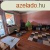 Monoron 2 csald rszre is alkalmas hz 520 m2 telekkel