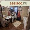 Vecssen 117 m2-es, 5 hlszoba + nappalis hz, 438 m2 t