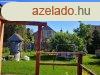 Elad csaldi hz Keszthely, 	Kastlyhoz kzel