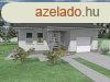 Elad csaldi hz Pcel, 	Vroskzpont