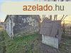 Elad csaldi hz Vrflde, 	Nagy terlet, nyugalom, kis hz