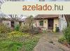 Elad csaldi hz Grdony, 	Kzponttl pr percre