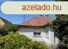 Elad csaldi hz Kszrhegy, 	F utca