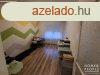 Zsombn csaldi hz csendes helyen elad!