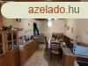Srmellk frekventlt rszn feljtott csaldi hz elad na