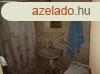 Szuternes ikerhz egyik fele, 3 szoba, 2 frdszoba, konyha