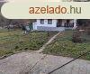 Elad csaldi hz Kerekiben