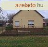 Elad 107 nm-es Csaldi hz Solt Blcsde 