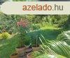 Szolnokon, belvroshoz kzeli hromszintes csaldi hz elad