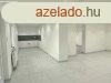 Elad csaldi hz Tpiszele kzpontjban