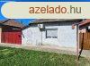 Elad csaldi hz Fegyvernek kzpontjban!