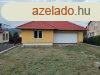 Elad 102 nm-es j pts Csaldi hz Felstrkny