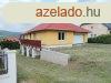 Elad 102 nm-es j pts Csaldi hz Felstrkny