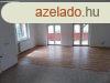Elad 102 nm-es j pts Csaldi hz Felstrkny