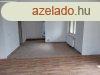 Elad 102 nm-es j pts Csaldi hz Felstrkny