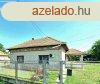 Bksszentandrs kzpontjban csald hz elad! 