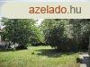 Elad telek Cegldbercel, 	A telepls kzponti, csendes rs