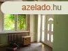 Elad csaldi hz Fehrvrcsurgn