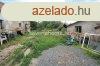 Feljtand csaldi hz, nagy telekkel elad Nraiban