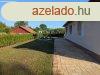 Elad csaldi hz Tpiszele
