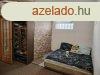 Elad 104 nm-es Csaldi hz Cegld