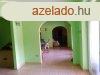 2 csaldi hz, gazdlkodsra alkalmas nagy telekkel elad Ab
