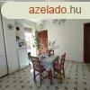 Elad csaldi hz Vecss, 	Kzponti rsz