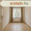 Elad laks Budapest, VIII. kerlet, 	Mg remels eltt nz