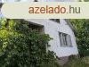 Tiszafldvron csendes lakvezetben csaldi hz elad!