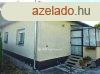 Elad 90 nm-es jszer llapot Csaldi hz rd Tisztviselt