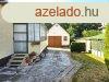 Elad 90 nm-es jszer llapot Csaldi hz rd Tisztviselt
