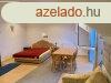 Komromban az Aqua hotel szomszdsgban kt egyms melletti